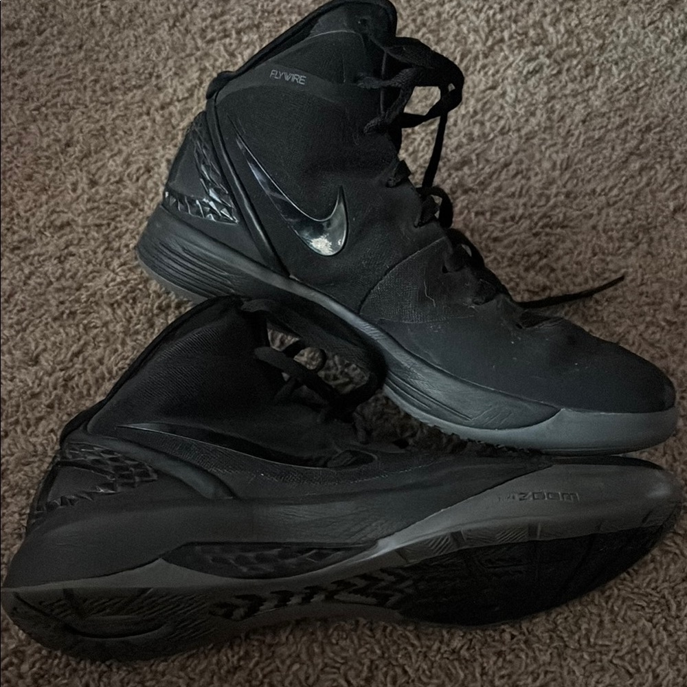 Nike Zoom Flywire Hyperdunk Shoes